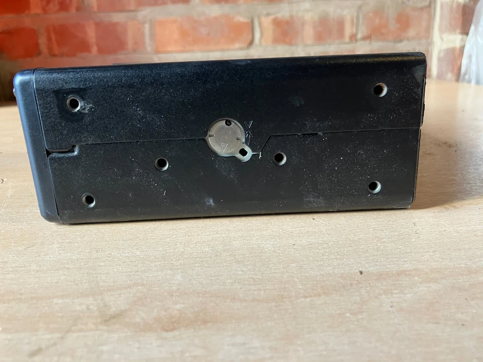 REPRODUCTOR CAMBIADOR MÚLTIPLE RANGE ROVER P38 PRC 9033 CLARION DISCO 6 CD 1994-98 PRC 9033 Foto 4 de 4