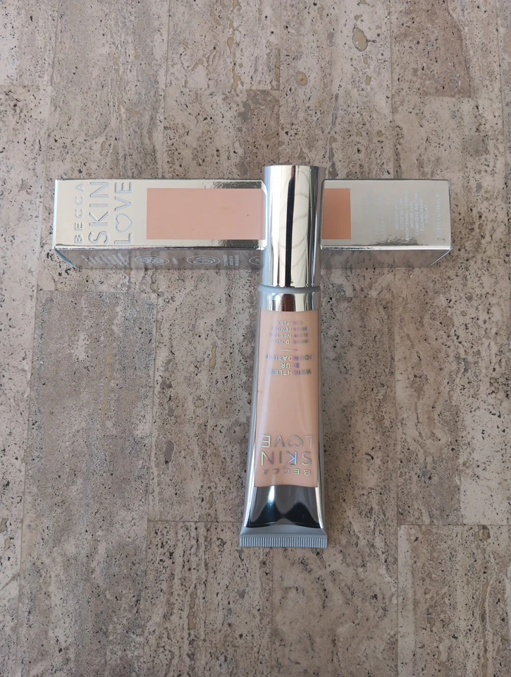 BECCA Skin Love Weightless Blur Foundation PORCELAIN - 1.23FL OZ - Image 3 of 4