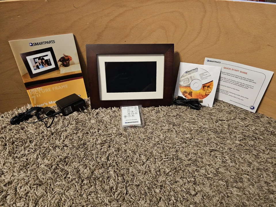 Smartparts Digital Picture Frame 7” Up To 2000 Pictures Wood Look - Image 4 of 4