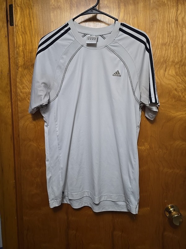 Men's Adidas White Short Sleeve T Shirt Medium Loose Fit