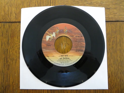 Led Zeppelin – Fool In The Rain / Hot Dog - 1979 - Swan Song SS 71003 7" Single