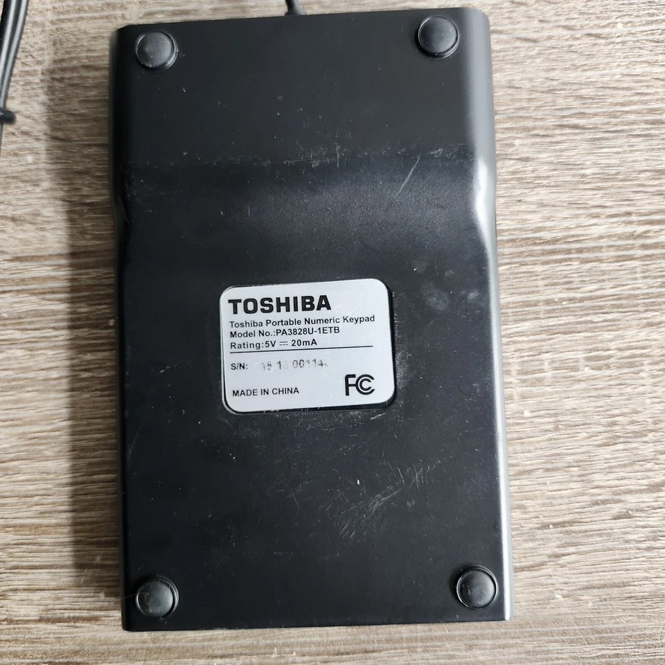 Toshiba Portable Numeric Keypad PA3828U-1ETB USB Plug And Play Scissor Key - Image 4 of 4
