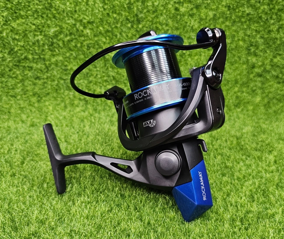 Okuma Rockaway Surf Saltwater Spinning Fishing Reel, 5.3:1 Gear Ratio - RA-6000 - Image 2 of 4