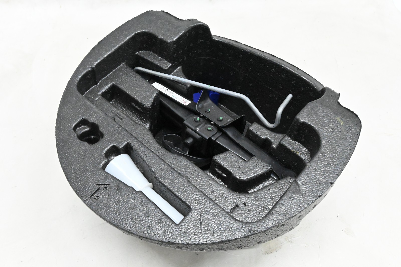 ⭐ 14-19 Maserati Quatt Ghibli Emergency Spare Wheel Tire Lift Tool Kit Oem