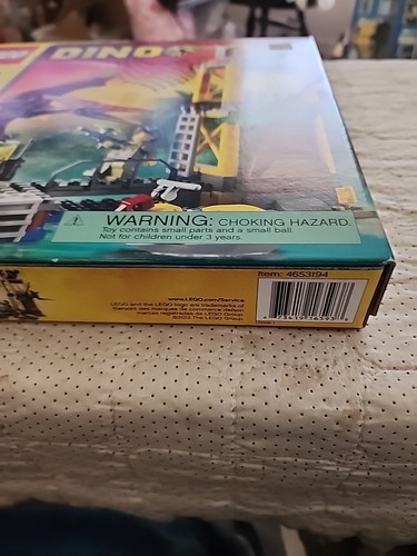 LEGO Dino: Tower Takedown (5883) Factory Sealed - Picture 4 of 5