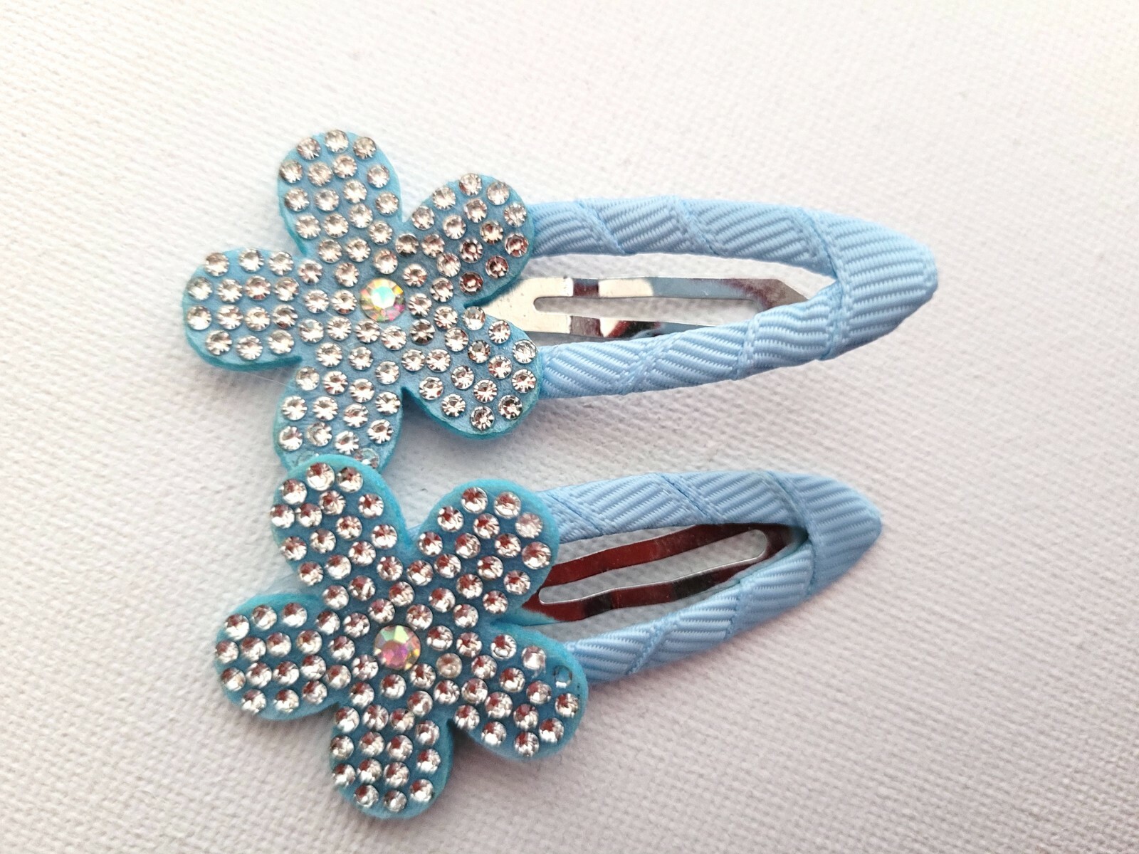 NEW 5cm Blue Daisy Diamante Crystal Flower Sleepies Hair Clips Girls Fashion