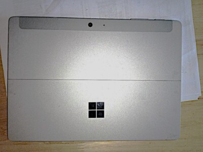 Microsoft Surface Go 128 GB, Wi-Fi, 10 in - Silver Win 10 Pro model 1824