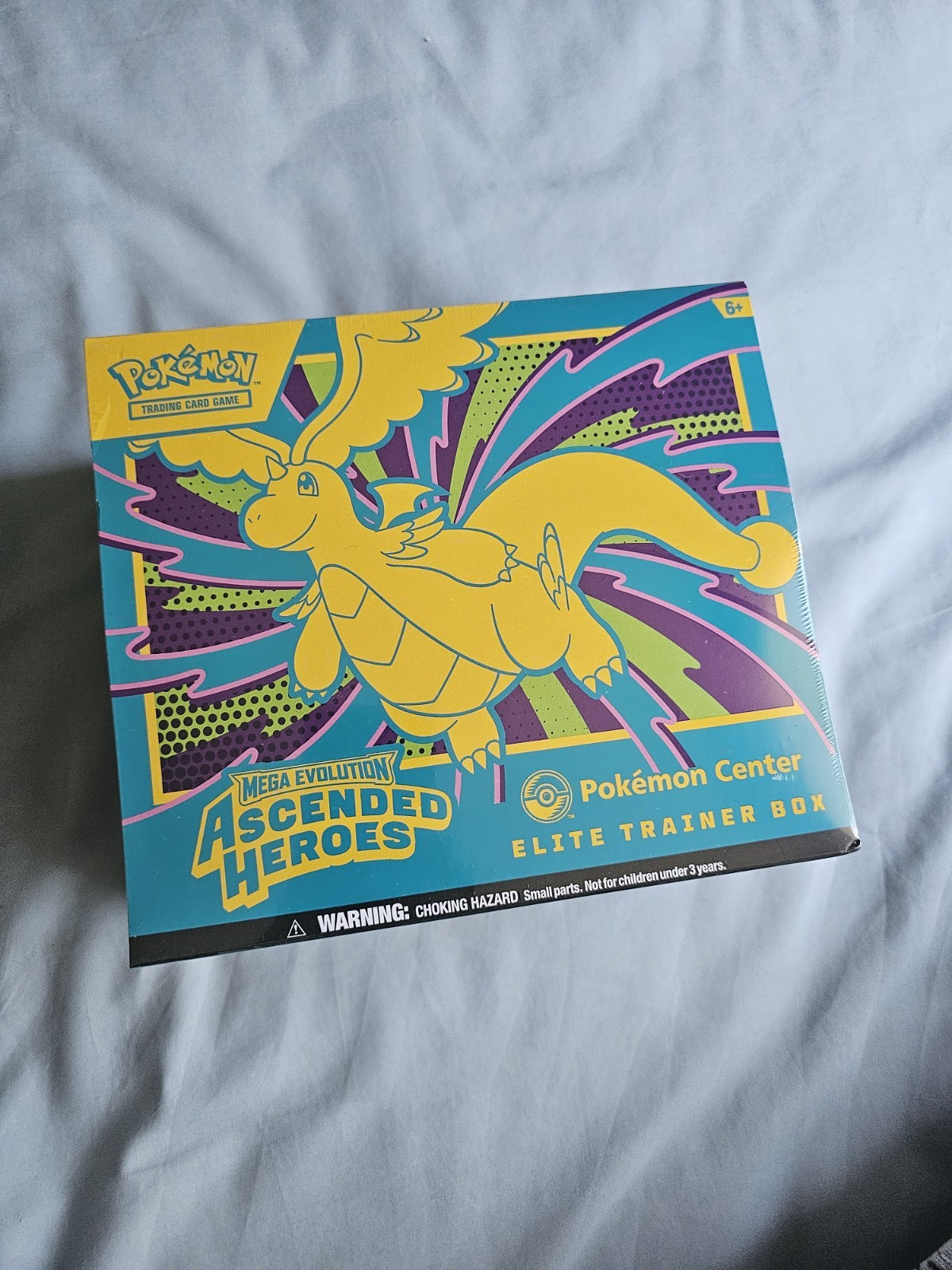 Pokémon Center Mega Evolutions Ascended Heroes Elite Trainer Box (Slight tear) 