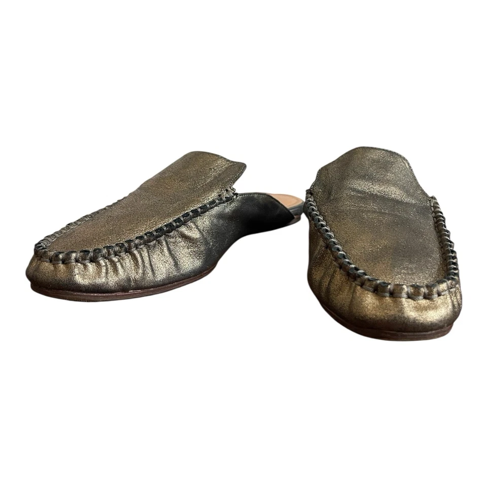Halston Heritage Gold Leather Moccasin Slide Flats Women’s Size 6 Shoes - Image 3 of 4