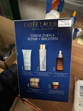 Estée Lauder Travel Exclusive Glowing Skin Essentials 5pc Gift Set RRP £412