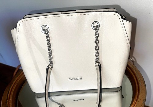 Calvin Klein White/Gray Medium Shoulder Bag Chain Strap Logo Magnetic Lined