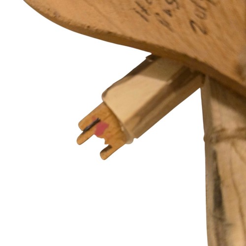 Arte popular de ángel de madera Héctor Rascón firmado tallado a mano madera de algodón Santo Primitivo - Imagen 13 de 23