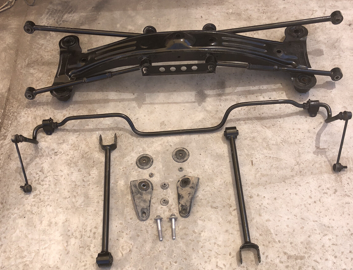 97-01 Toyota Camry Rear Sub k-Frame Crossmember 2.2 4 Cyl w Bolts