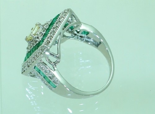 Anillo De Diamante Y Esmeralda De 2.96ctw En Oro Blanco De 18K - Imagen 14 de 14