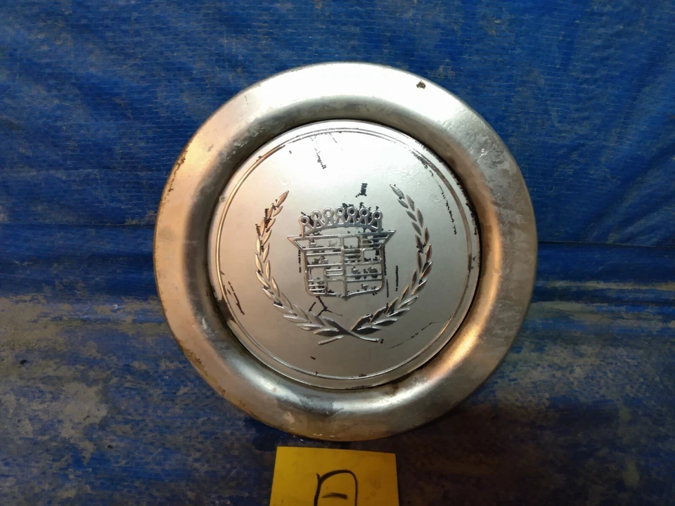 Cadillac Fleetwood Brougham 1993-96 tapas centrales usadas #A Foto 2 de 4