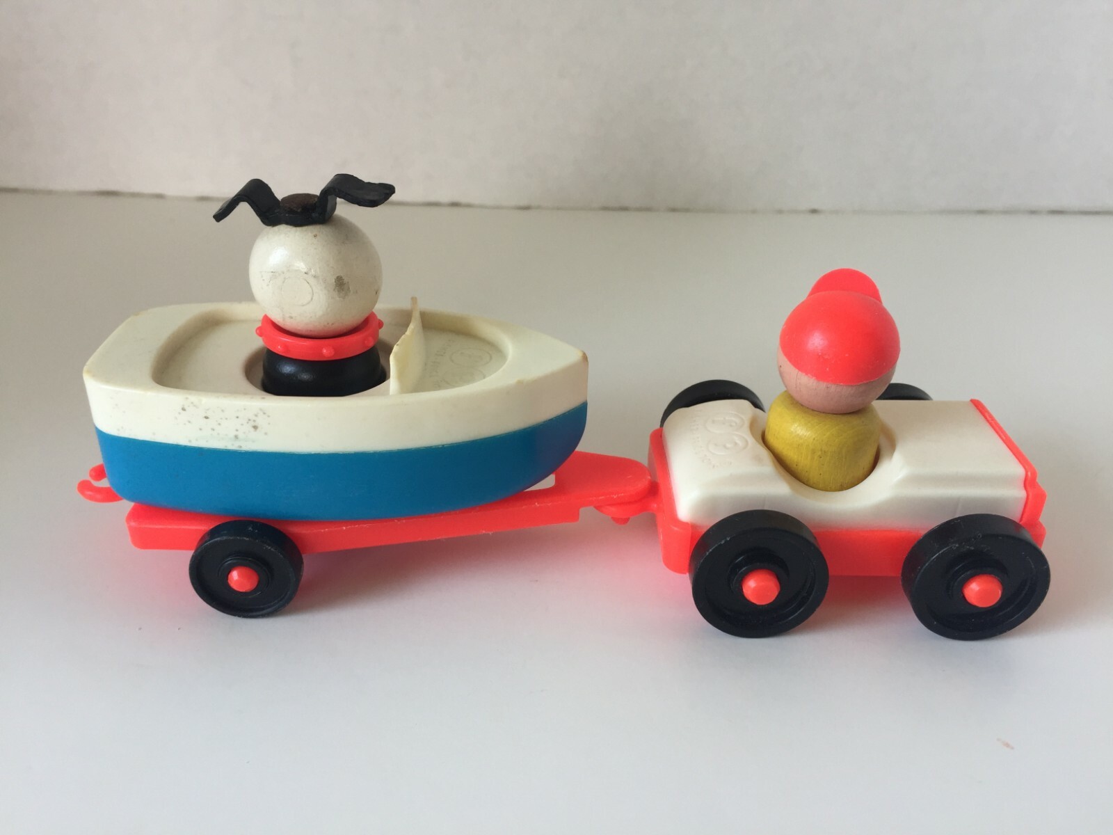 little people car set