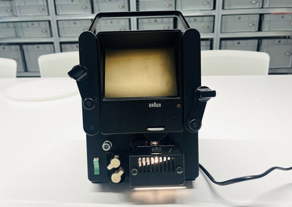 BRAUN SB1 Super 8 movie viewer  Dieter Rams 1968. TOP Condition