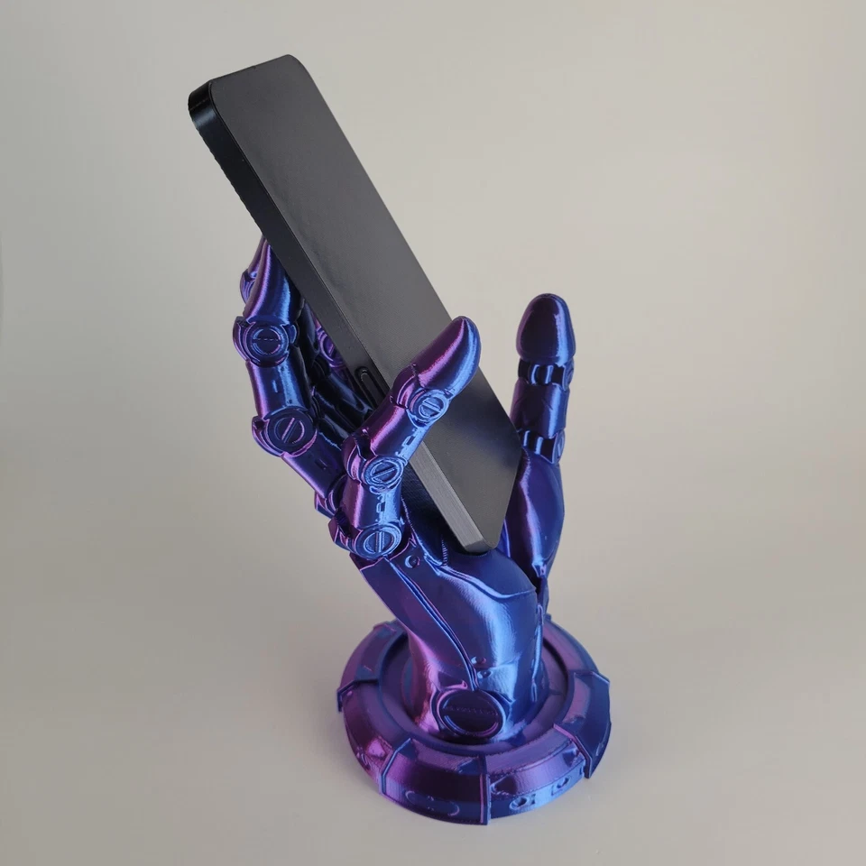 Soporte para teléfono de mano robot azul y púrpura, con cable de carga acceso decoración hogar/escritorio Foto 4 de 4