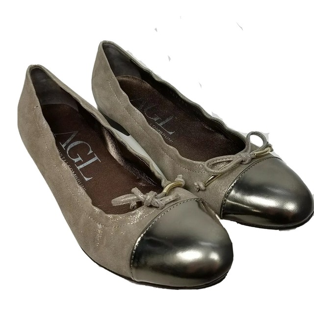 agl cap toe ballet flat