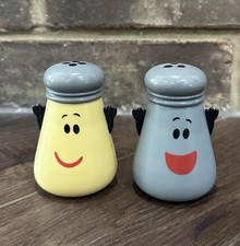Blues Clues Mr Salt and Mrs Pepper Just Play 2020 Toy Shakers from Play Kitchen