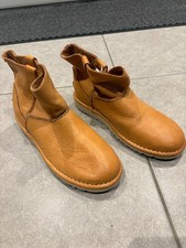 UGG Classic Mini II Chestnut Boots – UK 7.5 – Genuine