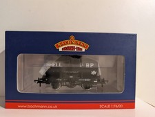Bachmann 38-776 OO Gauge 20 Ton Anchor-Mounted Tank Wagon