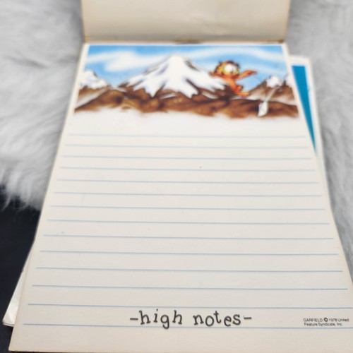Vintage Garfield Odie Stationery Note Pad Birdhouses & Highnotes Lot Of 2 Used - Picture 7 of 7
