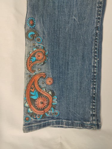 NWT Cowgirl Tuff Company Womens 26x33 (28x32) Wild Paisley Embroidered Jeans - Picture 5 of 17