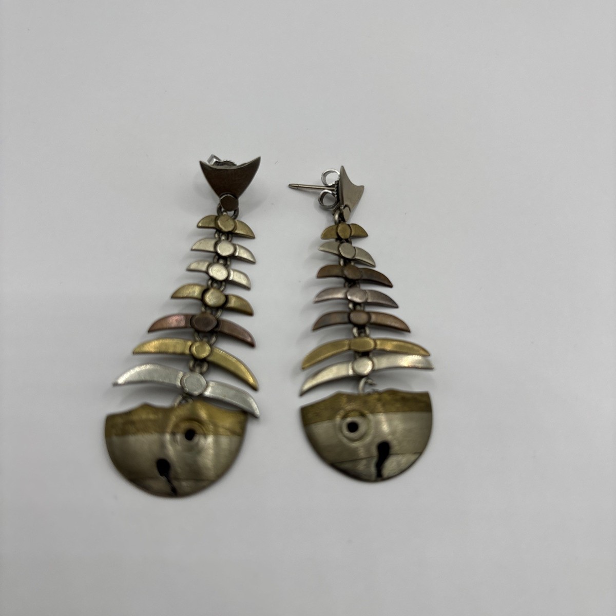 Taxco Metales Casados Fishbone Earrings