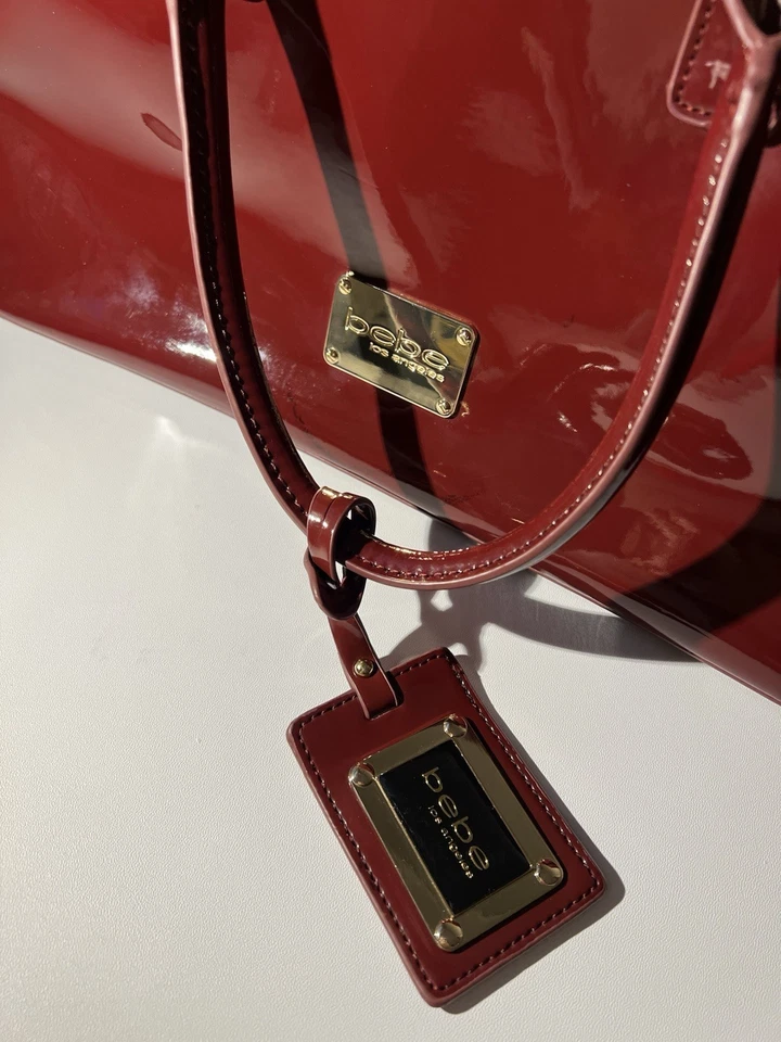 Y2K bebe Los Angeles Large Red Patent Leather Handbag Purse w Interior Pockets - Image 2 of 4