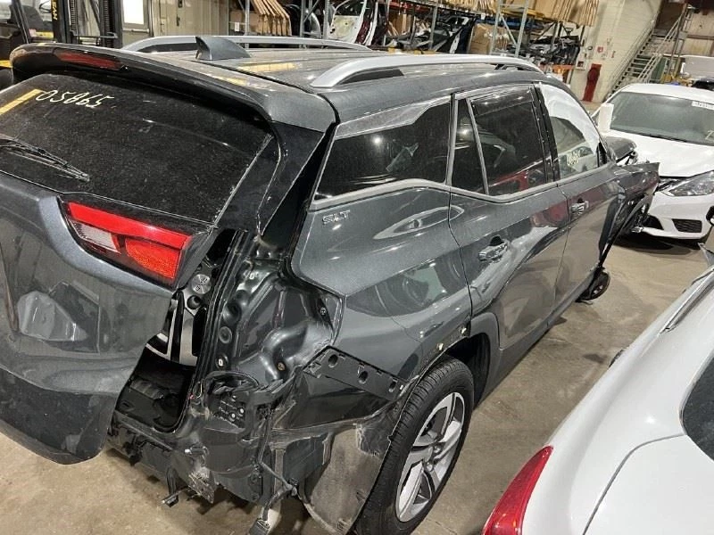 GMC TERRAIN 2019-2021 volante conductor OEM 84825609 Foto 4 de 4