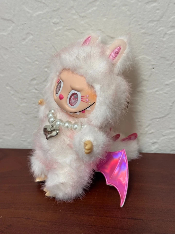 Peluche facial vinilo ángel rosa PopMart Labubu The Monsters Foto 3 de 4