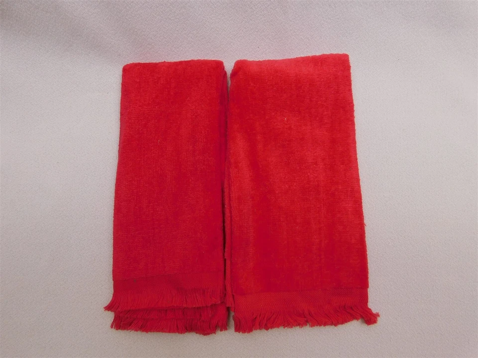 4 toallas con punta de dedo de árbol de Navidad de acebo rojo de vacaciones SATURDAY KNIGHTS NUEVAS SIN ETIQUETAS Foto 3 de 4