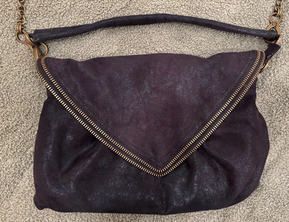 Bolso de mano grande de cuero vegano Matt & Nat sobre negro con cremallera Foto 2 de 4