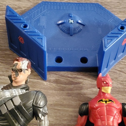 Vintage Kenner Jurassic Batman Capatin Powers Actionfigur 1247L - Bild 8 von 9