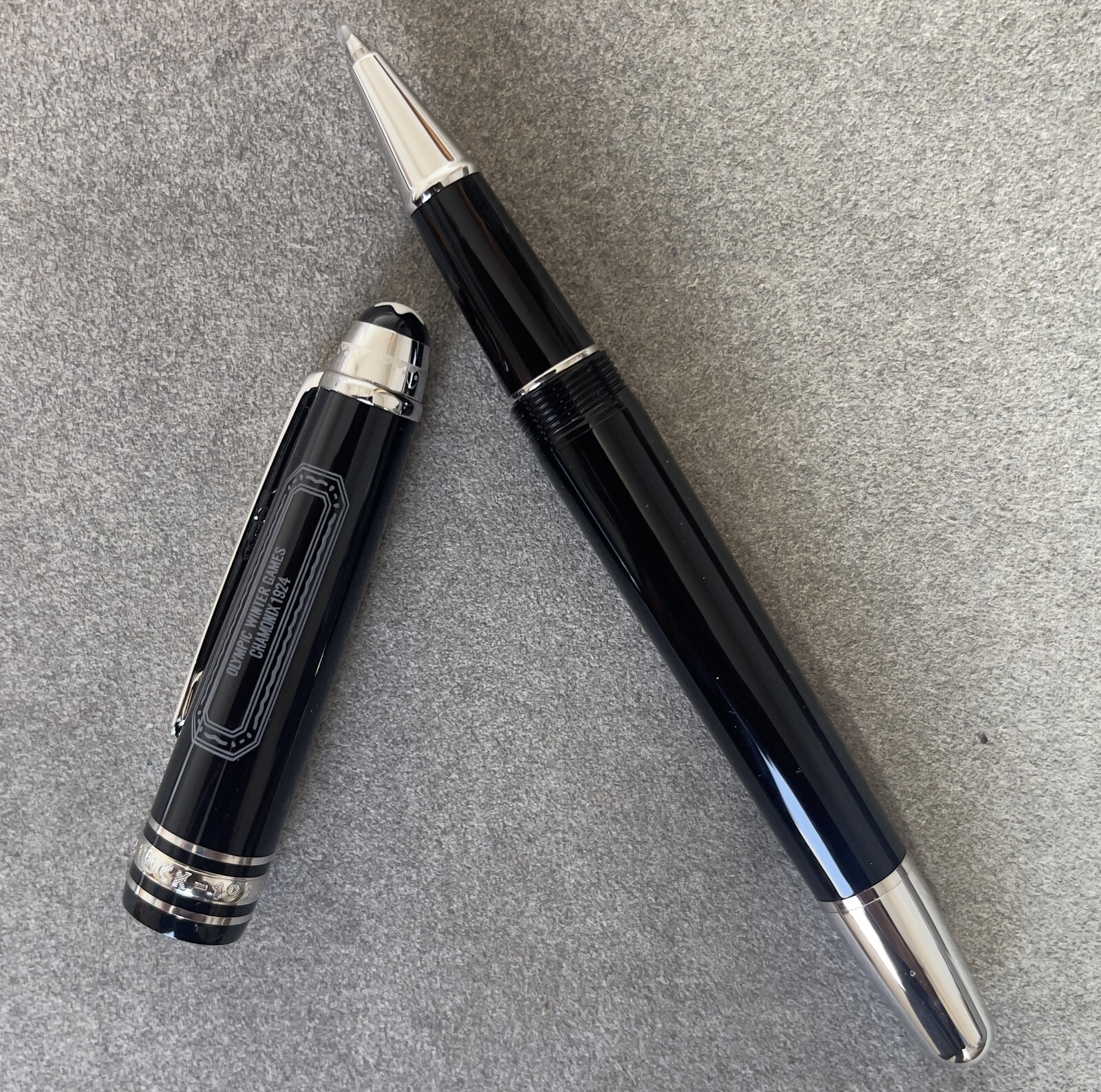 Deluxe Olympic Chamonix Resin Series Black+Silver Color 0.7mm Rollerball Pen