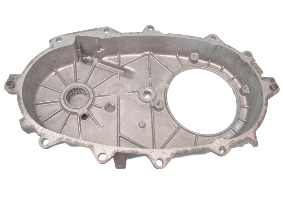 243 C GMC K1500, K2500, K3500 Transfer Case Rear Cover - Image 2 of 2