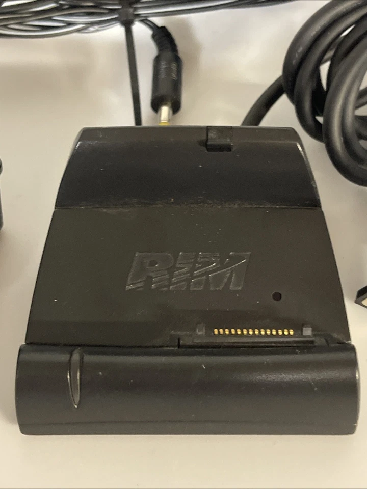 Подставка/док-станция/зарядная база RIM для Blackberry (ASY-02217-001) - Изображение 2 из 4