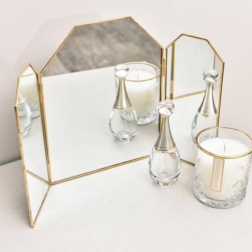 Pequeño Tocador Triple Dorado Espejo Tocador Espejo Regalo Hogar Decoración Metálico - Imagen 3 de 4