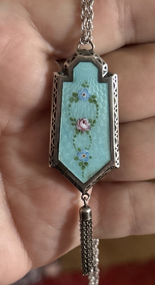 Picture 4 of 13