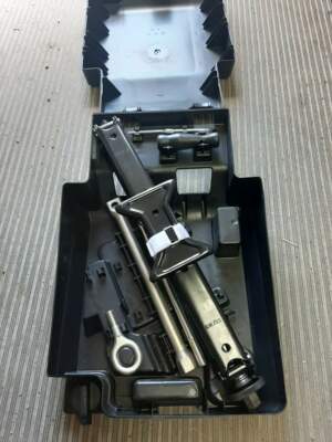 DODGE RAM PRO MASTER JACK AND TOOL KIT -  TAKEOUT UNIT