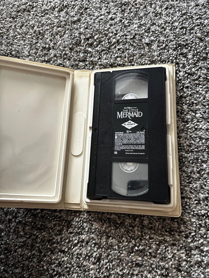 The Little Mermaid Black Diamond VHS (1989, First Edition/Original Release) Foto 3 de 4