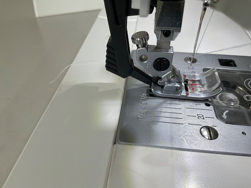 PFAFF Ambition 1 Nahmaschine mit IDT - Bild 8 von 12
