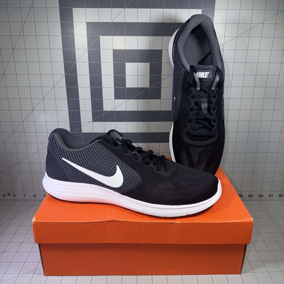 Nike Revolution 3 Black for Sale | Authenticity Guaranteed  display picture 2