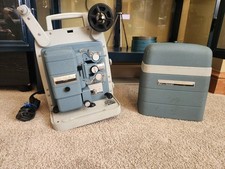 VINTAGE BELL HOWELL SUPER AUTO LOAD PROJECTOR 8MM