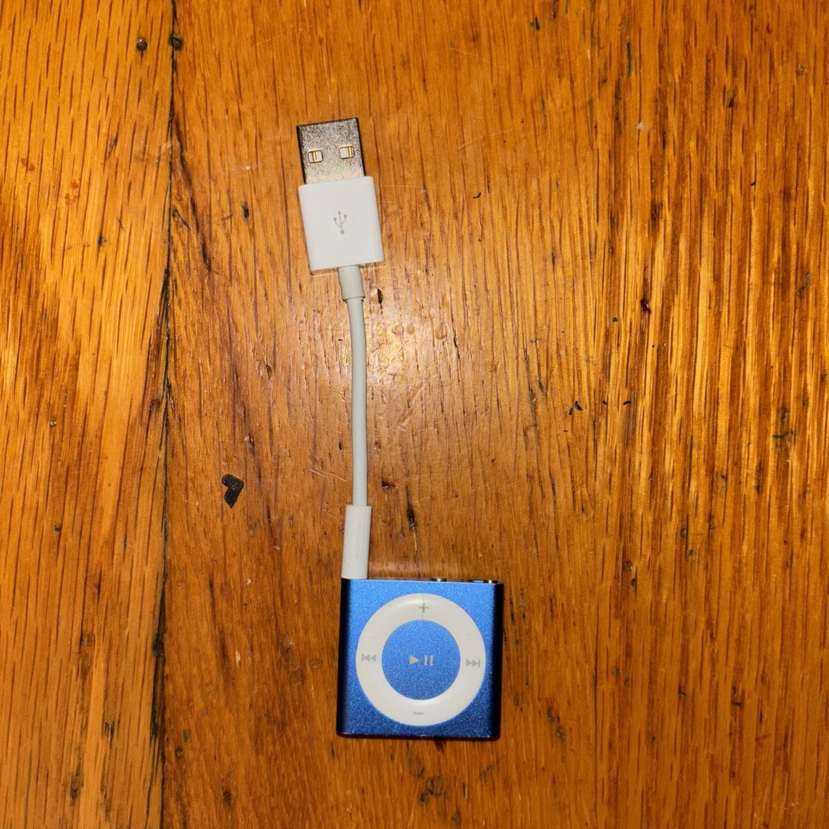 Apple iPod Shuffle 4th Generation - Blue (2GB) - Great Condition w