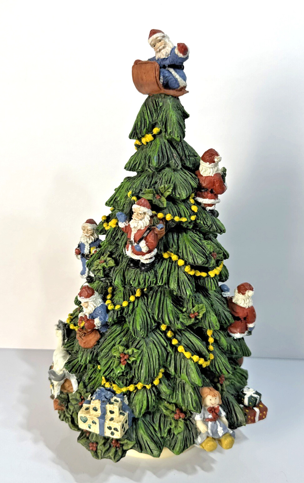 Young Inc. Musical Wind Up Rotating Christmas Tree with Santas Figurine 10”