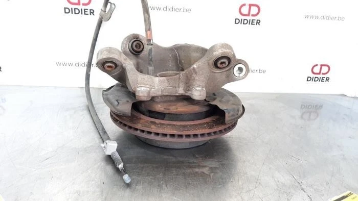 Lexus RC asse sinistro posteriore Z4LY5258 - Immagine 3 di 4