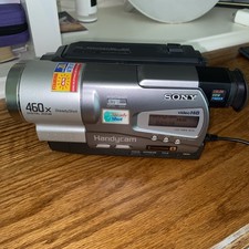 Sony CCD-TR818 8mm Hi8 Camcorder, fully tested, great w/Batt charger AC