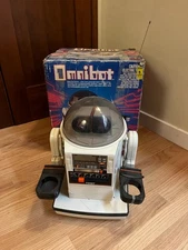 1984 TOMY Omnibot 5402 Space Robot Tape Player with Box Untested - Free Shipping
